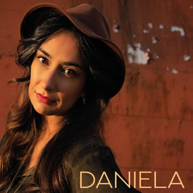 Daniela celebrates women empowerment with “Che si può fare”